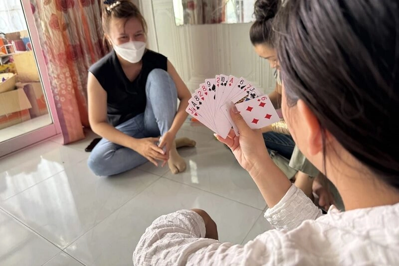 cách chơi bài tiến lên miền trung